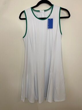 Addison Bay NWT Smooth Sport Pleated Highland Active Dress White Green Large